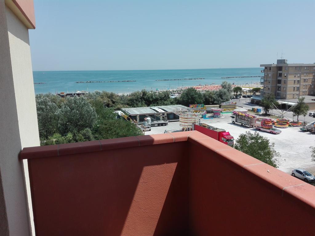 Aurora Residence Lido Adriano Rum bild